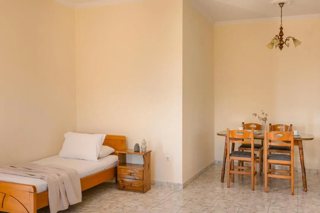 Kallithea Studios & Apartments Lakithra