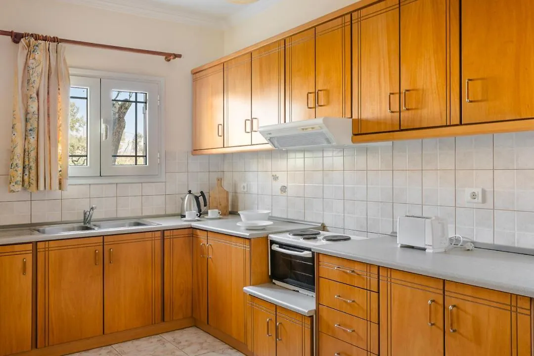 Kallithea Studios & Apartments Lakithra